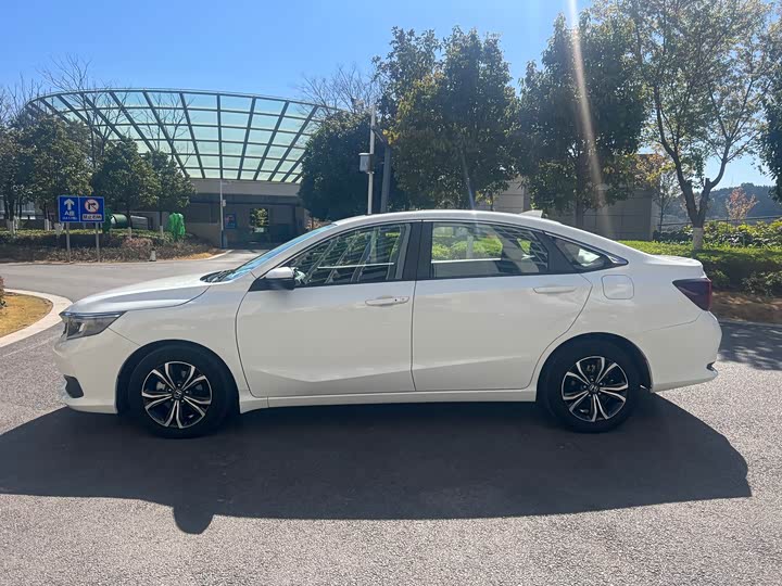 Honda Crider 2022 2022款 1.5L 锐·智享版