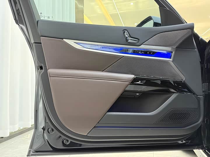 BMW 7 Series 2023 2023款 735Li M运动套装