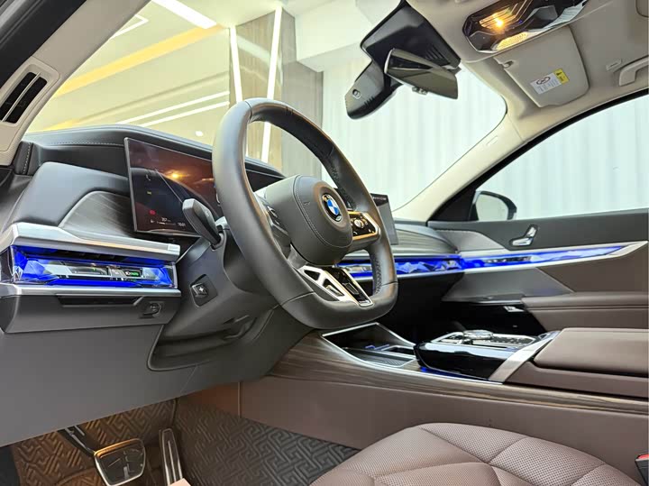 BMW 7 Series 2023 2023款 735Li M运动套装