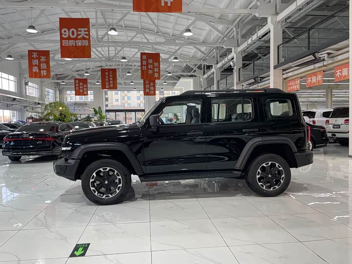 Tank 300 Hybrid 2025 2025款 Hi4-T 37.1kWh