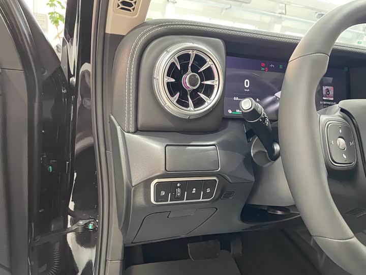 Tank 300 Hybrid 2025 2025款 Hi4-T 37.1kWh