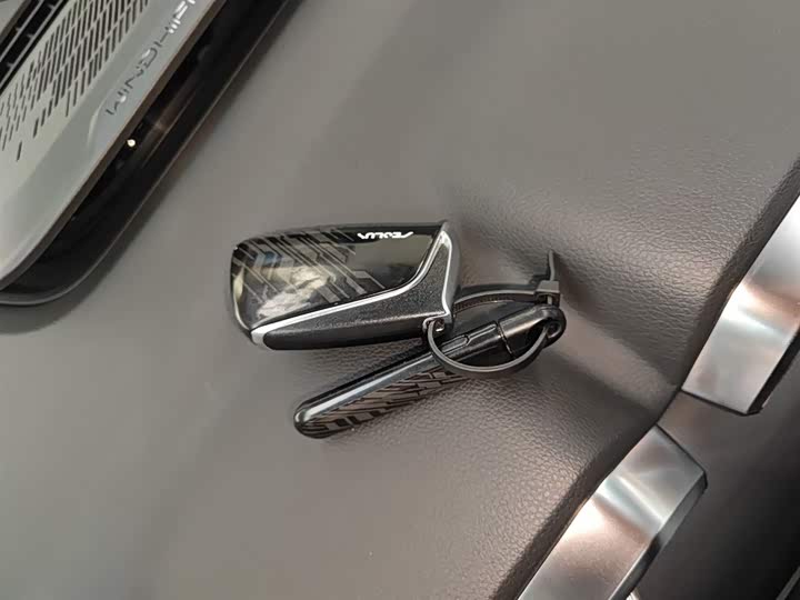 Dongfeng Aeolus Haohan 2023 2023款 DH-i 1.5T 尊贵版