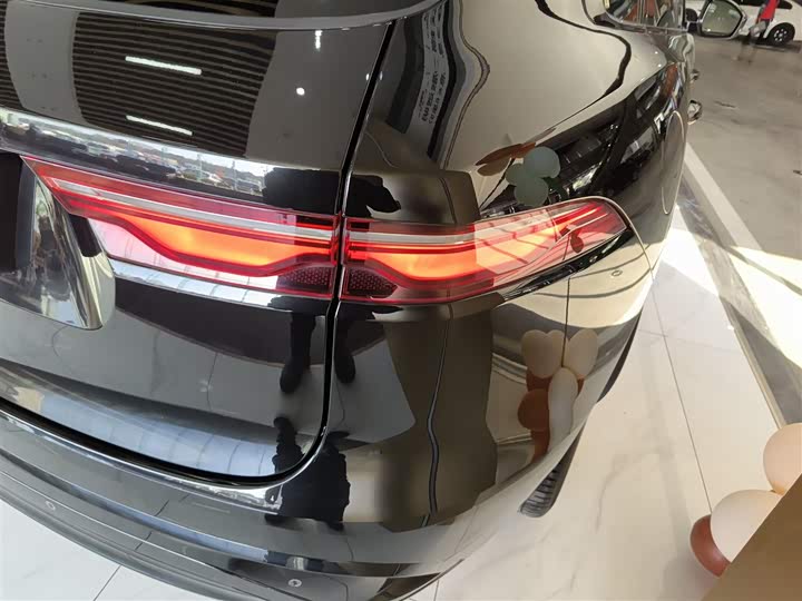 Jaguar F-Pace 2024 2024款 P250 R-Dynamic SE