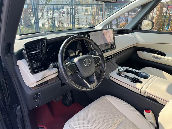 Lexus LM 2023 2023款 350h 七座隽雅版