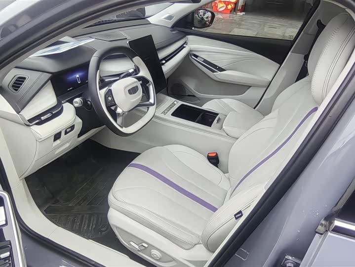 Geely Preface L 2024 2024款 油混 1.5TD 天宫版