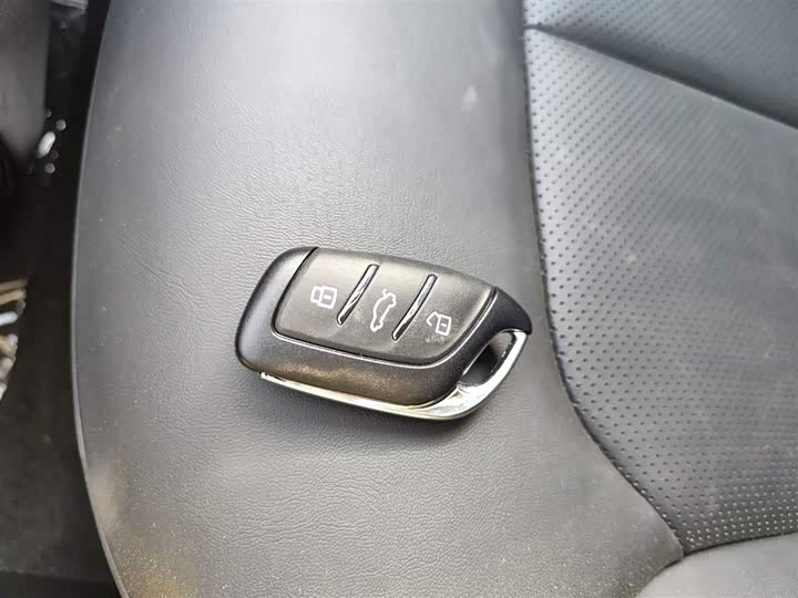 Roewe i6 Max EV 2023 2023款 EV 420天幕特别版