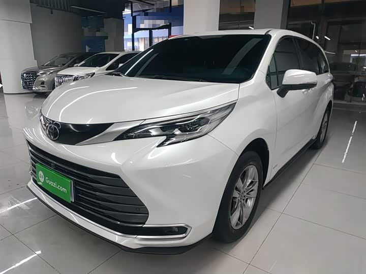 Toyota Sienna 2024 2024款 2.5L混动 四驱尊贵版