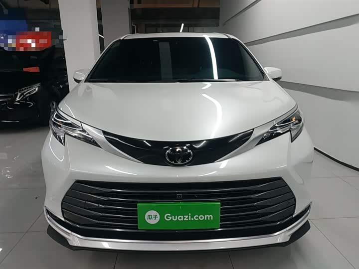 Toyota Sienna 2024 2024款 2.5L混动 四驱尊贵版