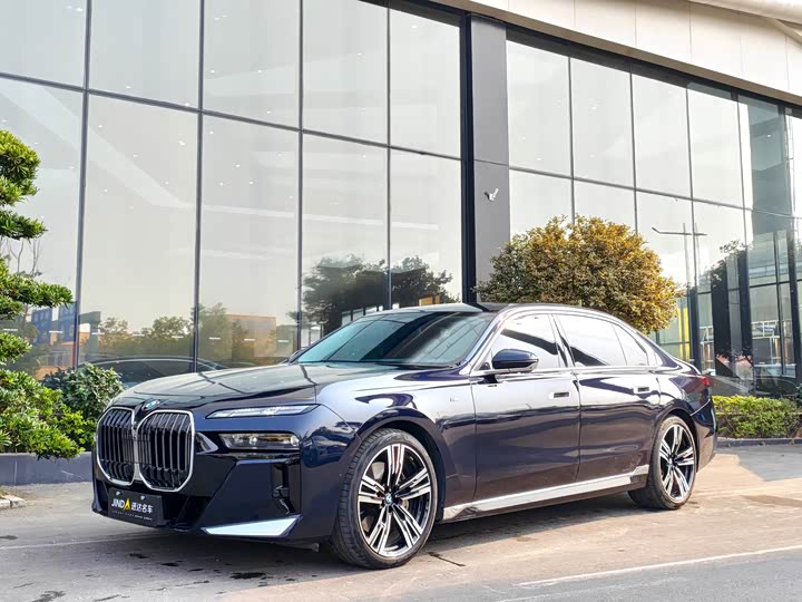 BMW 7 Series 2023 2023款 740Li 领先型 M运动套装