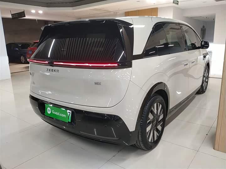 Zeekr Mix 2025 2025款 长续航智驾版