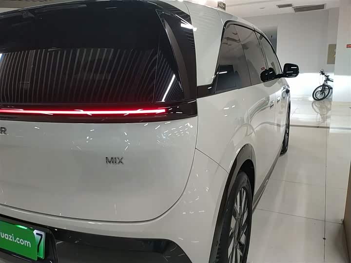 Zeekr Mix 2025 2025款 长续航智驾版