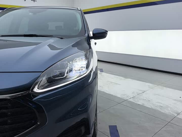 Ford Escape 2024 2024款 EcoBoost 245 两驱耀享款