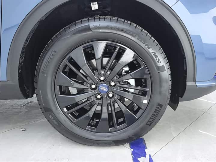 Ford Escape 2024 2024款 EcoBoost 245 两驱耀享款