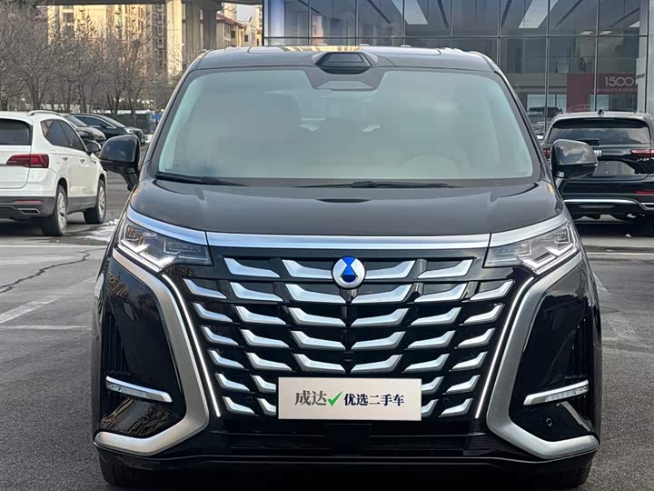 Denza D9 2025 2025款 DM-i 智驾版 1020 四驱旗舰型