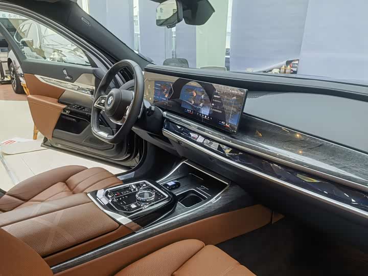 BMW 7 Series 2023 2023款 740Li 尊享型 豪华套装
