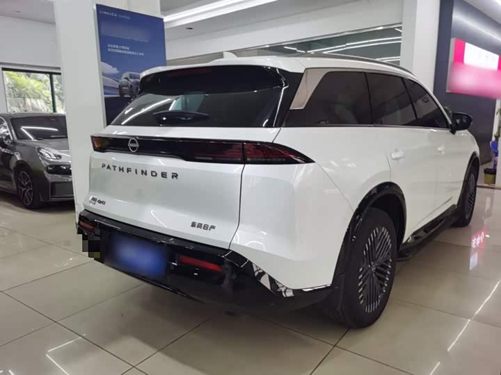 Nissan Pathfinder 2024 2024款 380VC-TURBO 四驱智尊版 6座