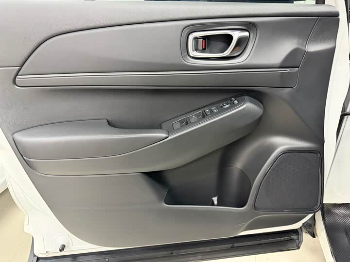 Honda Vezel 2023 2023款 1.5L CVT精英版