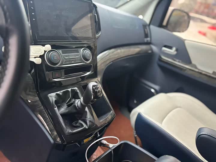 Dongfeng Forthing Lingzhi Plus 2024 2024款 1.5T 手动豪华型 7座