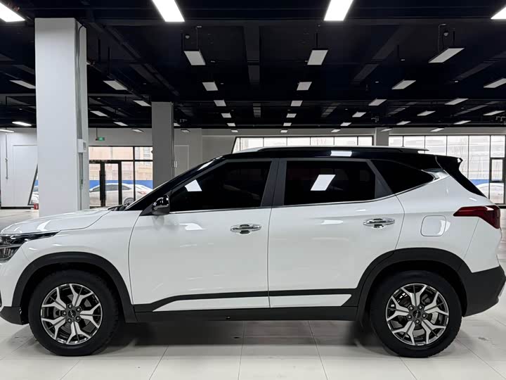 Kia KX3 2021 2021款 1.5L CVT潮流版