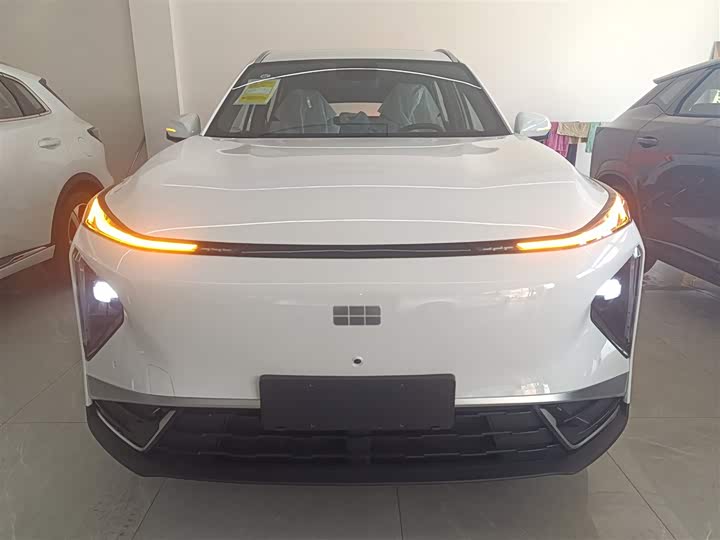 Geely Galaxy L7 2025 2025款 EM-i 115km 远航版