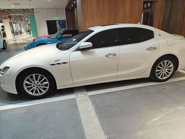 Maserati Ghibli 2022 2022款 2.0T GT锋芒版