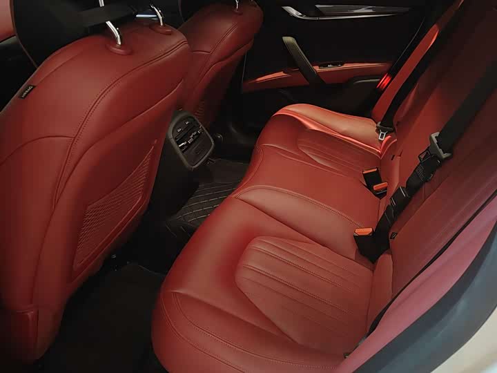 Maserati Ghibli 2022 2022款 2.0T GT锋芒版