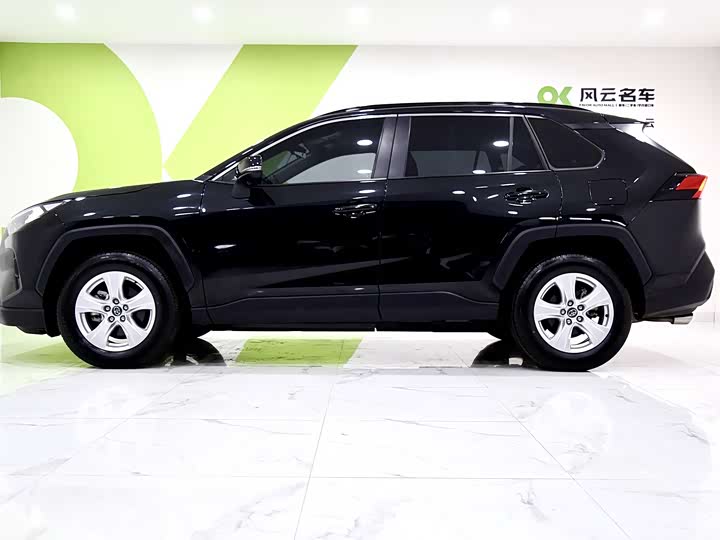 Toyota RAV4 2024 2024款 2.0L CVT两驱都市版