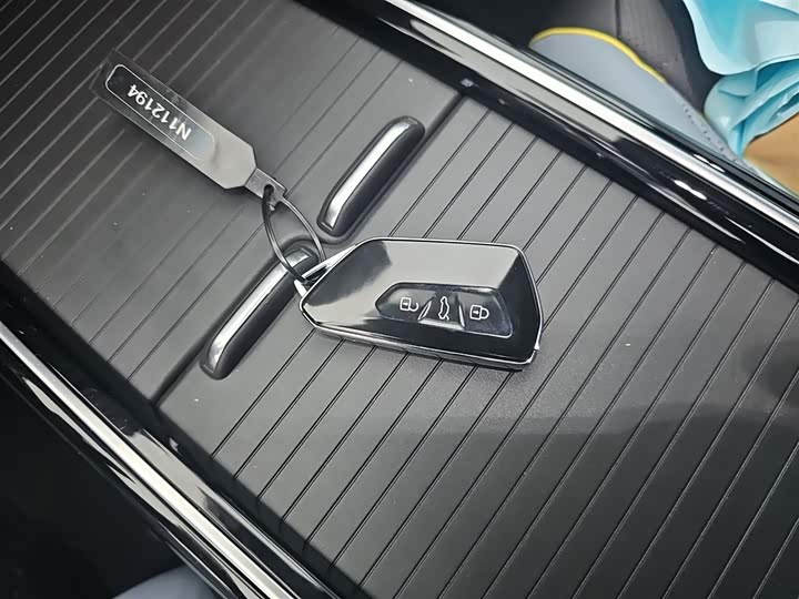 Volkswagen ID.4 X 2025 2025款 改款 聪明款 出众版