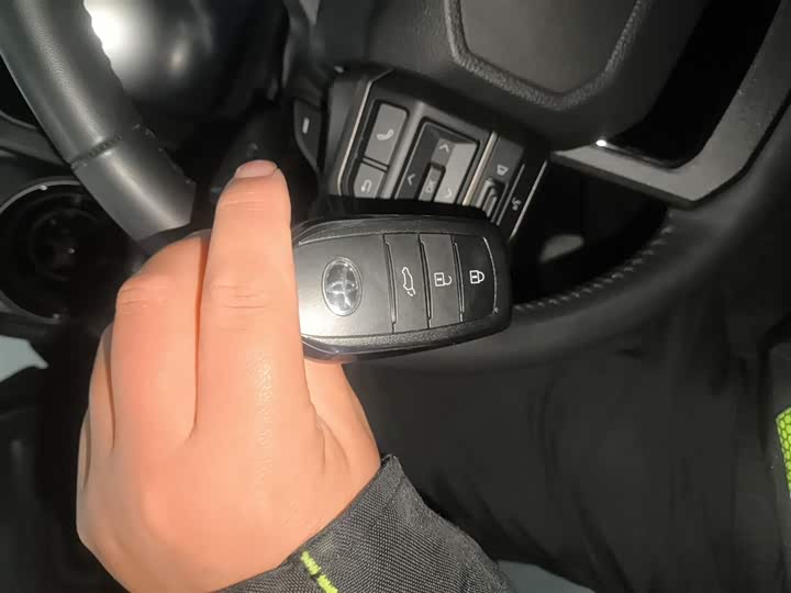 Toyota Prado 2024 2024款 2.4T 悍野WX版 6座