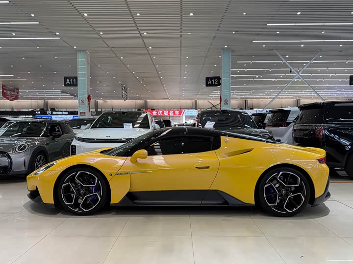 Maserati MC20 2020 2020款 3.0T 标准版