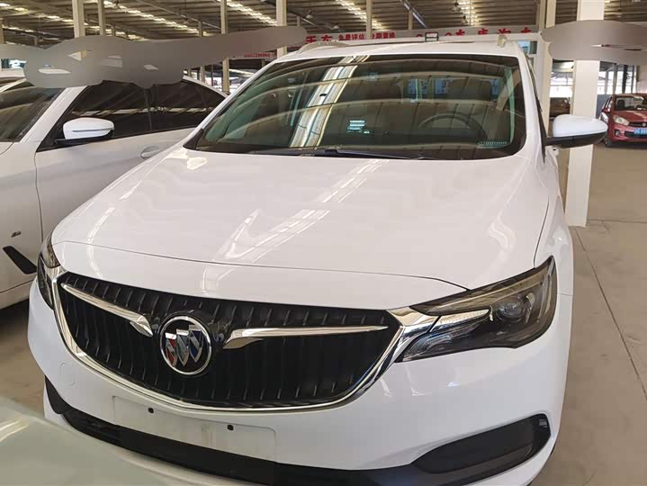 Buick GL6 2021 2021款 323T 轻混动互联豪华型