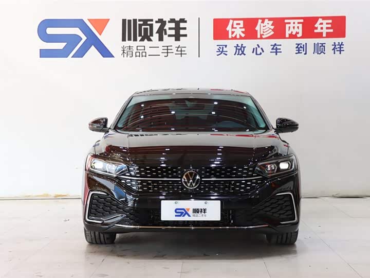 Volkswagen Passat 2025 2025款 出众款 380TSI 星空龙耀版