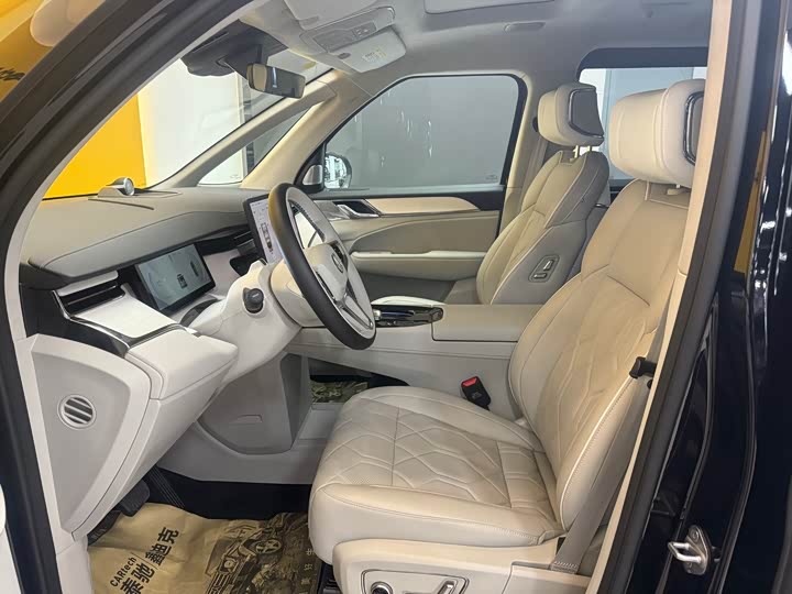 Volvo EM90 2025 2025款 Ultra 六座