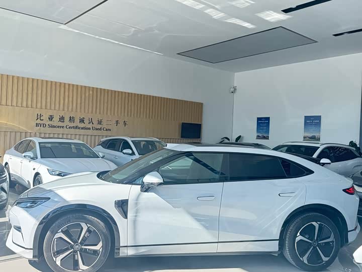 BYD Song L 2025 2025款 智驾版 662km 激光雷达卓越型