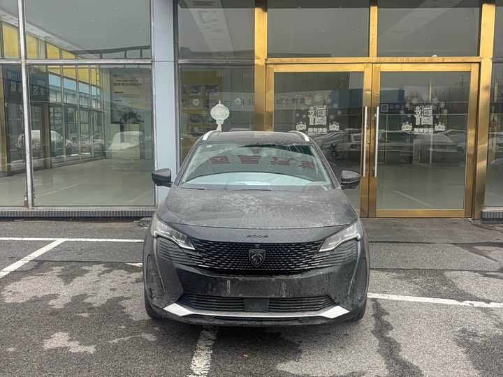 2023 Peugeot 5008