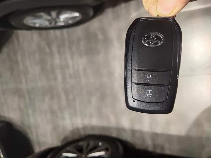 Toyota Corolla Cross 2024 2024款 2.0L 精英版