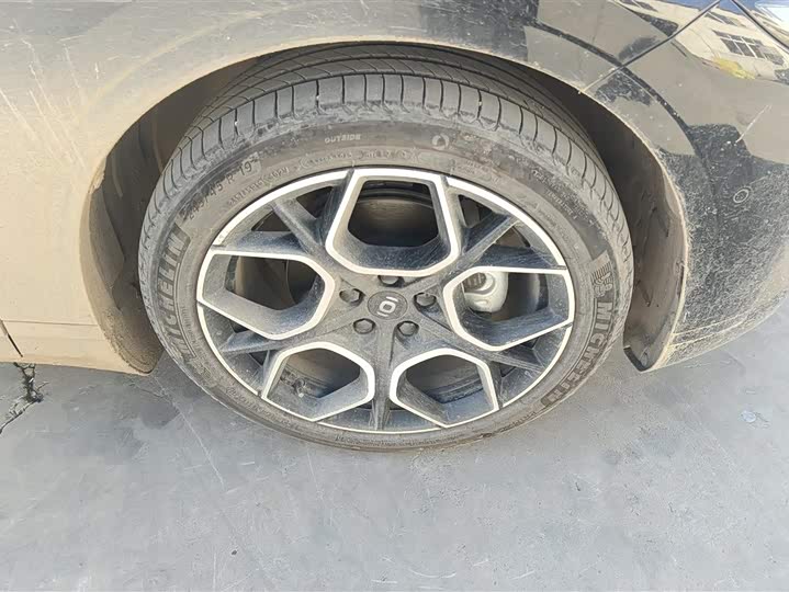 Changan Qiyuan (Nevo) A07 2025 2025款 蓝鲸增程版 230旗舰型