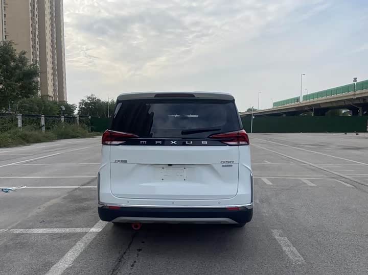 Maxus G50 2023 2023款 PLUS 1.5T 自动定制款入门版
