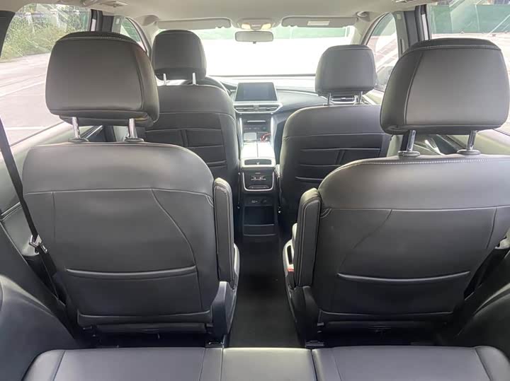 Maxus G50 2023 2023款 PLUS 1.5T 自动定制款入门版