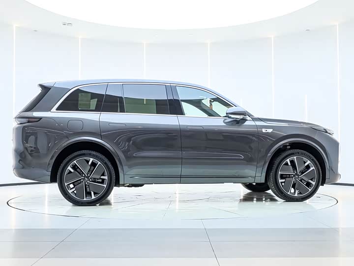 LiXiang L8 2025 2025款 Max 智能焕新版