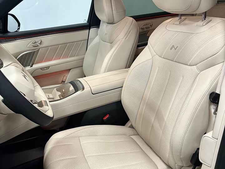 Nio Onvo L90 2025 2025款 Ultra 六座版