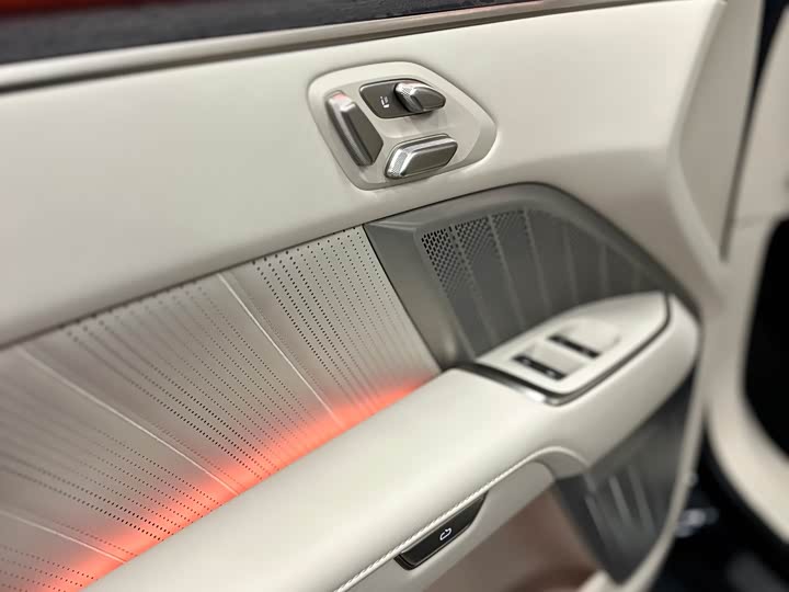 Nio Onvo L90 2025 2025款 Ultra 六座版