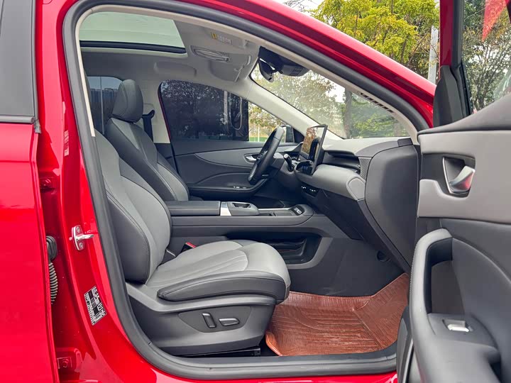 MG Motor ES5 2025 2025款 515plus 后驱版