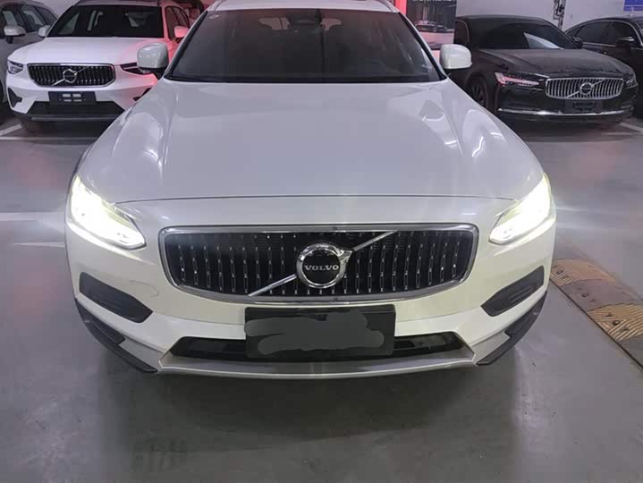 Volvo V90 2025 2025款 Cross Country B5 AWD 智远版