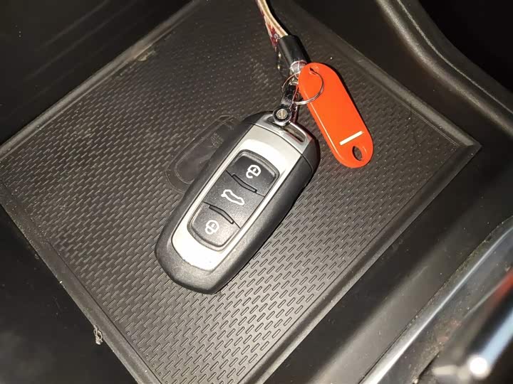 Geely Vision X3 2021 2021款 PRO 1.5L CVT尊贵型