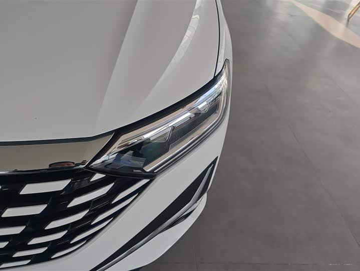 Jetta VA7 2025 2025款 1.4T 先到先得版