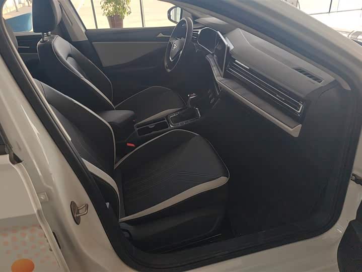 Jetta VA7 2025 2025款 1.4T 先到先得版