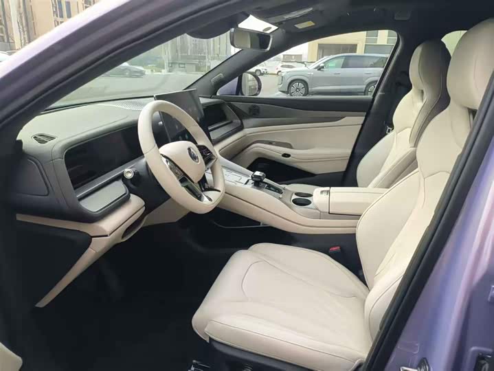 Denza N7 2025 2025款 702 智驾双激光尊荣版