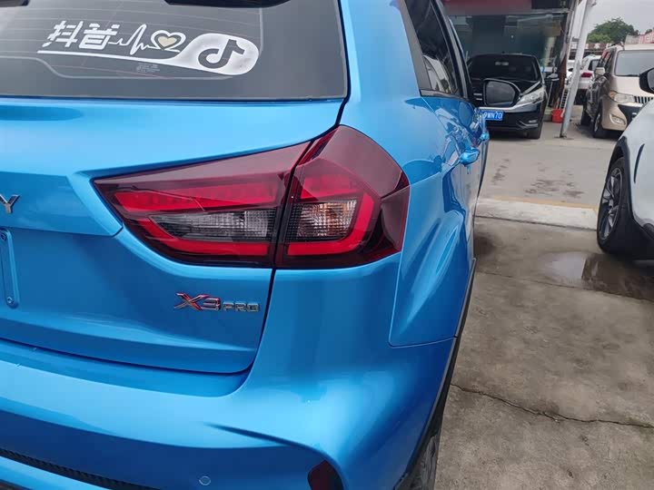 Geely Vision X3 2021 2021款 PRO 1.5L 手动精英型