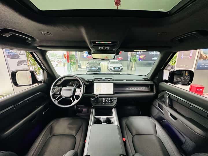 2025 Land Rover Defender